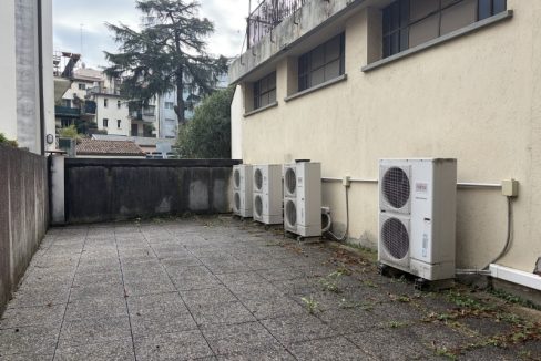 1692-NEGOZIO-PADOVA-27