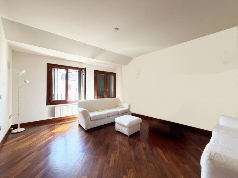 2027-APPARTAMENTO-PADOVA-2